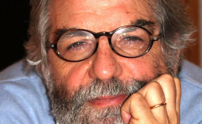 ritratto fotografico del poeta Eros Olivotto