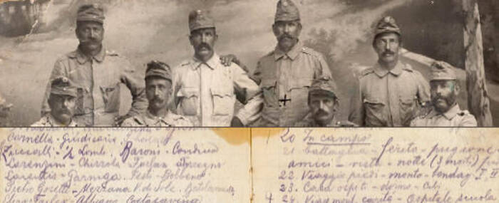 ritratto di soldati e particolare di un diario manoscritto