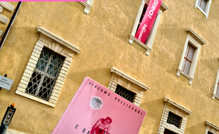 libro in rosa e palazzo del Grano