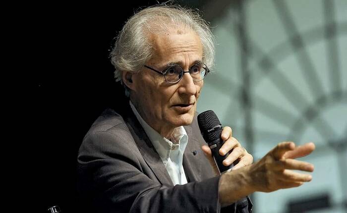 ritratto fotografico di Luciano Canfora