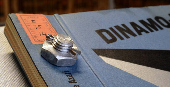 copertina del "libro immbullonato" di Depero (foto Florio Badocchi 2014)