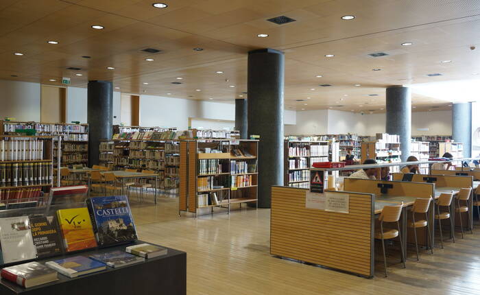 Interno Biblioteca (Foto F. Silvino Biblioteca civica Rovereto)